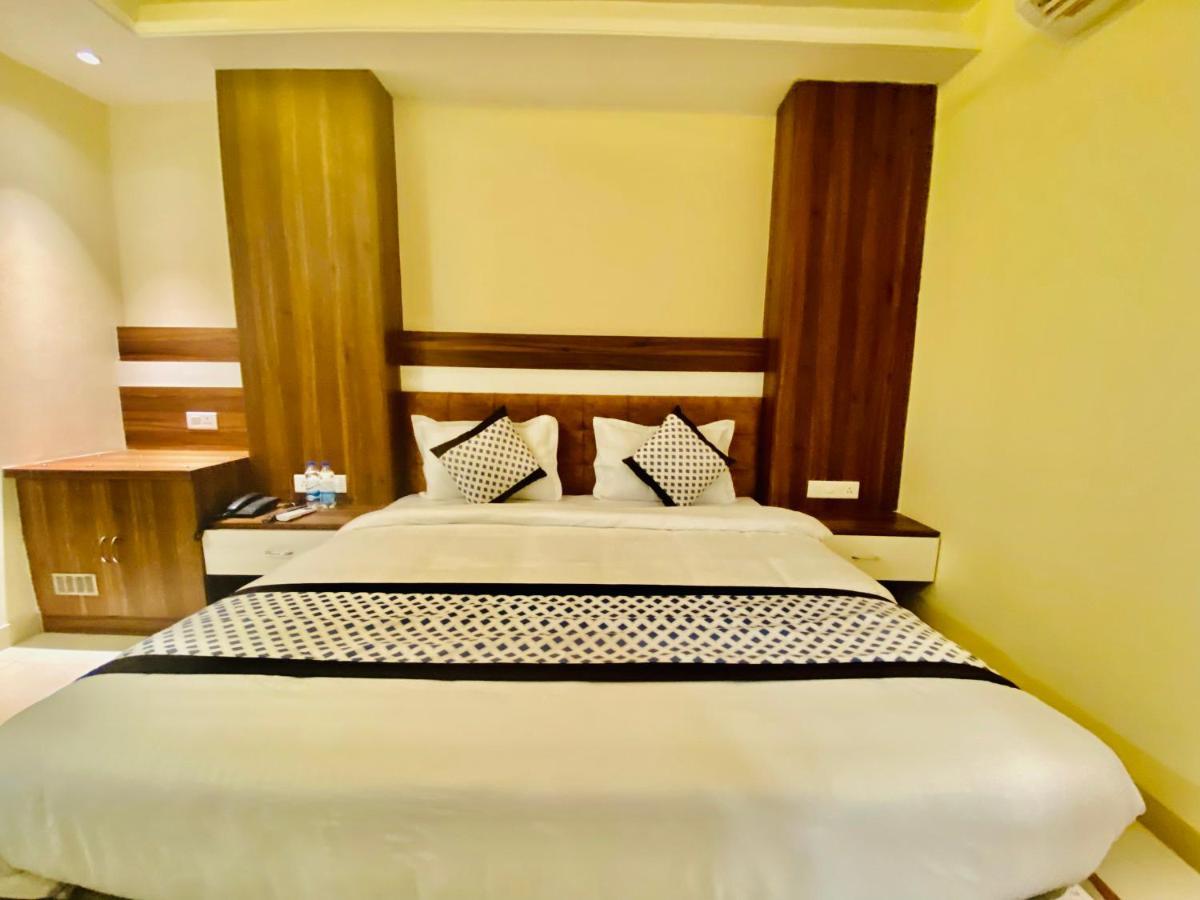 Stay Near Golden Temple By An Hotels Amritsar Exterior foto
