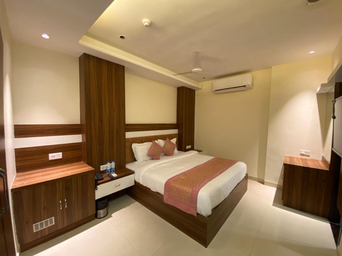 Stay Near Golden Temple By An Hotels Amritsar Exterior foto
